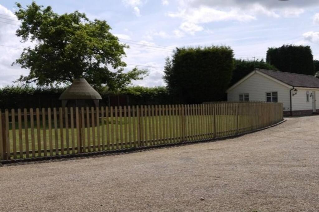 The Oaks, Luxury 2 Bedroom Cottage In A Peaceful Location Haughley ภายนอก รูปภาพ